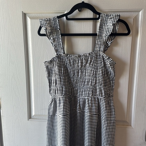 Old Navy Navy and White Striped Dress - Picture 2 of 4